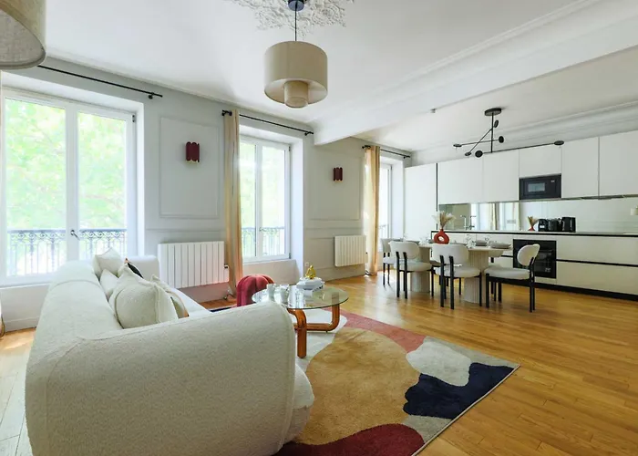 Elegant Appt - 2bdr-4p - Bastille - Marais דירה